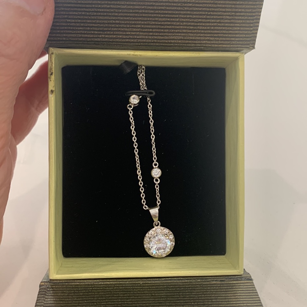 Beautiful necklace with pendant